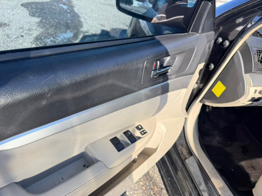 2010 Subaru Legacy 2.5i - Photo 12