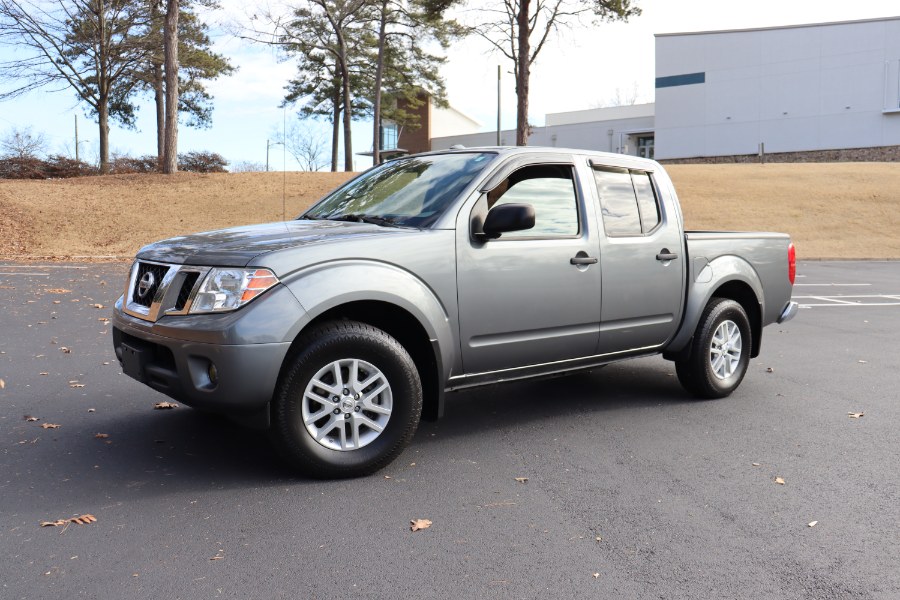Gray 2018 Nissan Frontier SV V6 Crew Cab 4WD Pickup Truck Four-Wheel Drive Automatic
