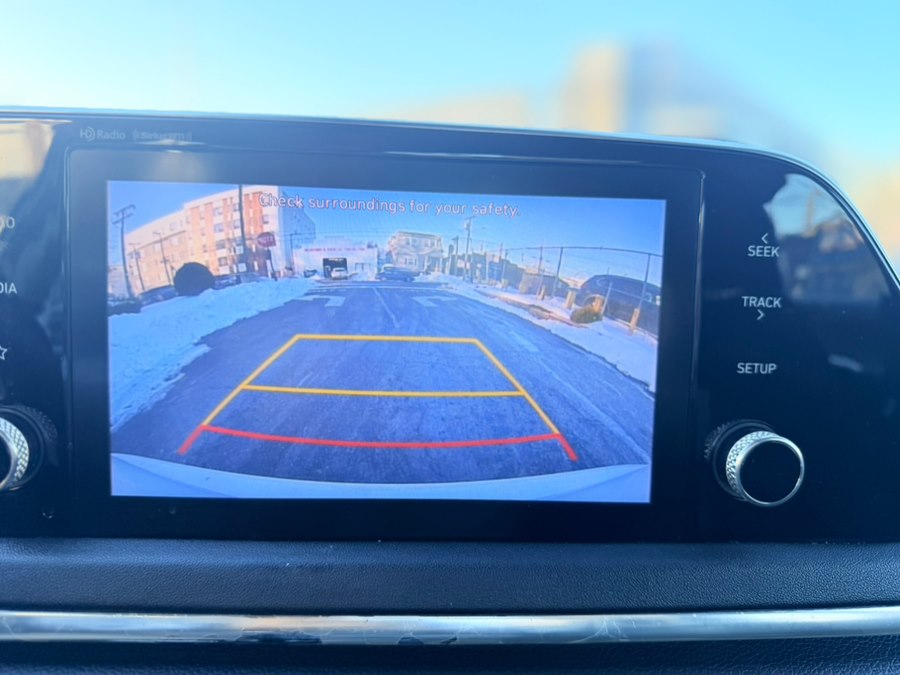 2022 Hyundai Sonata Hybrid Blue - Photo 17