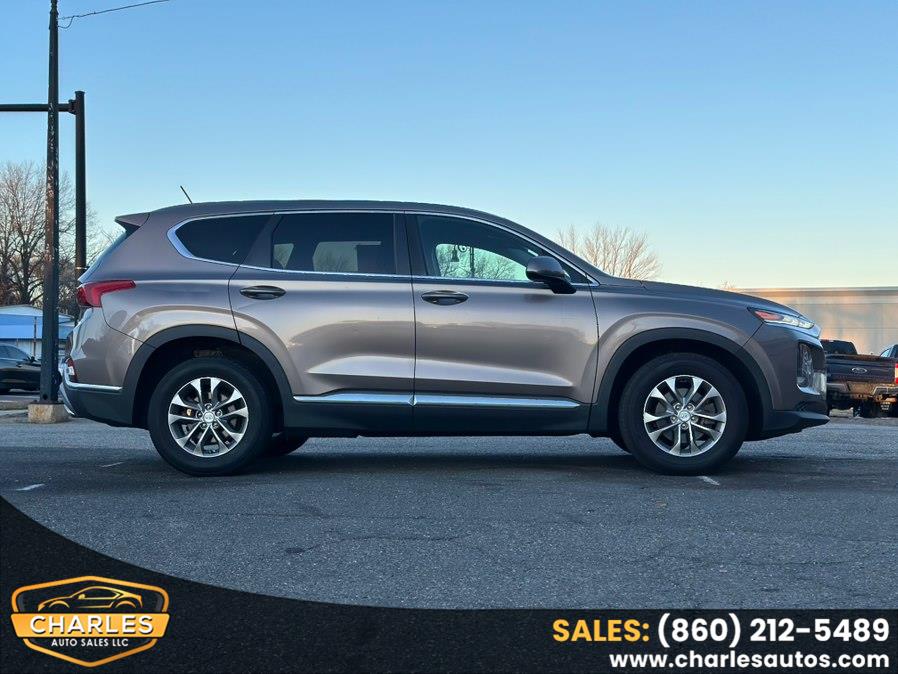 2019 Hyundai Santa Fe SE - Photo 3