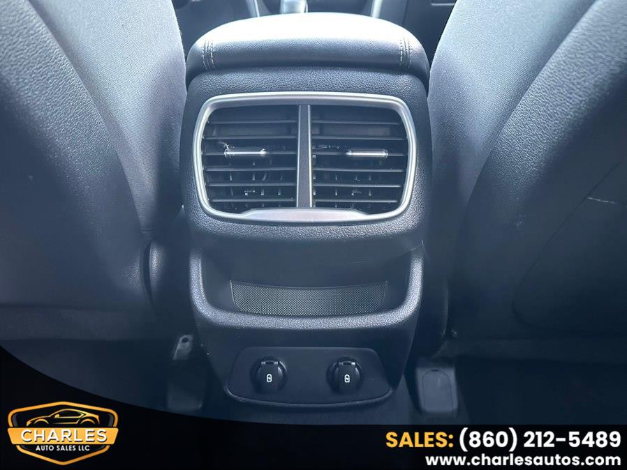 2019 Hyundai Santa Fe SE - Photo 14