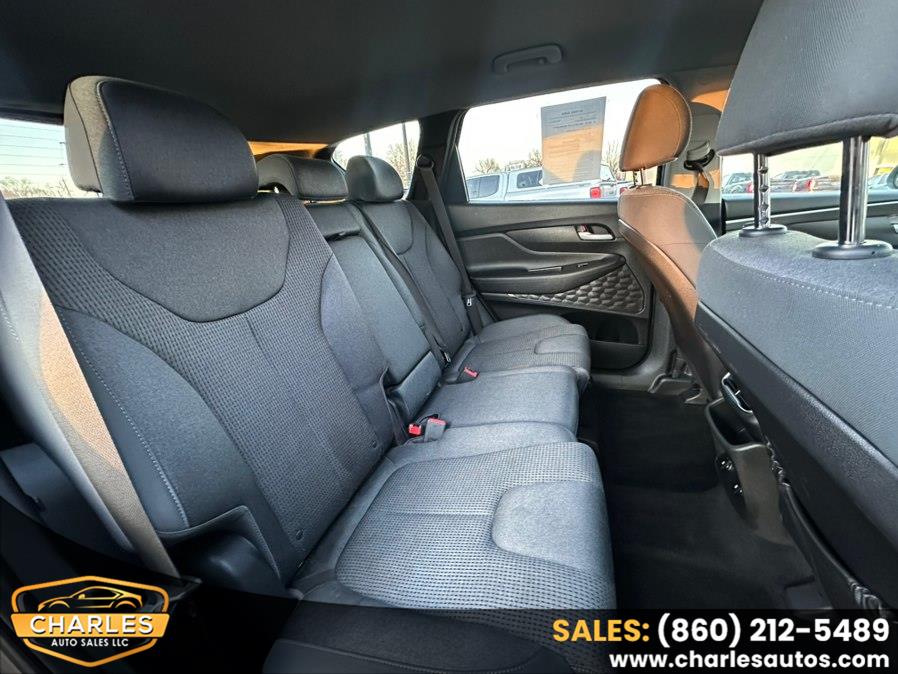2019 Hyundai Santa Fe SE - Photo 12