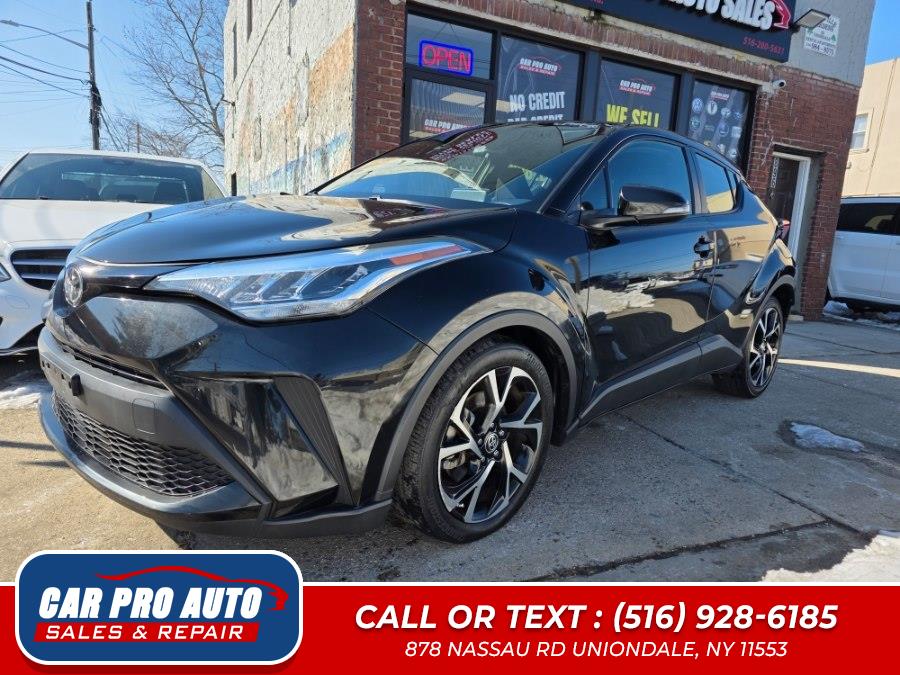 2020 Toyota C-HR XLE - Photo 8