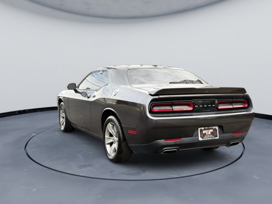 2021 Dodge Challenger SXT - Photo 3