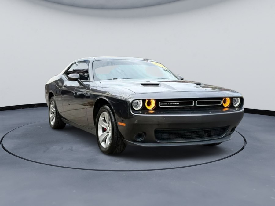 2021 Dodge Challenger SXT - Photo 2