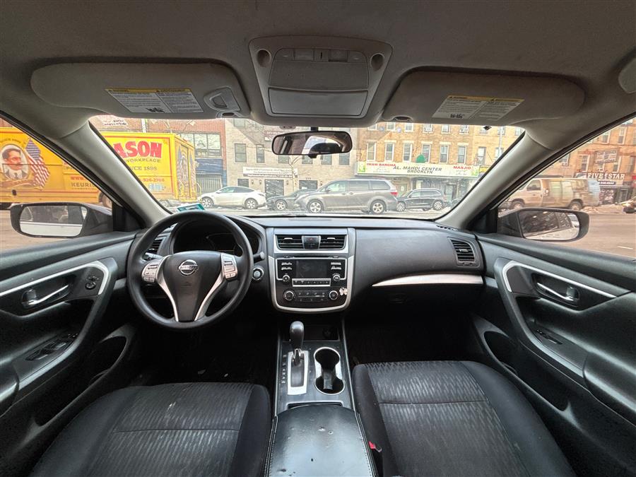 2017 Nissan Altima S - Photo 10