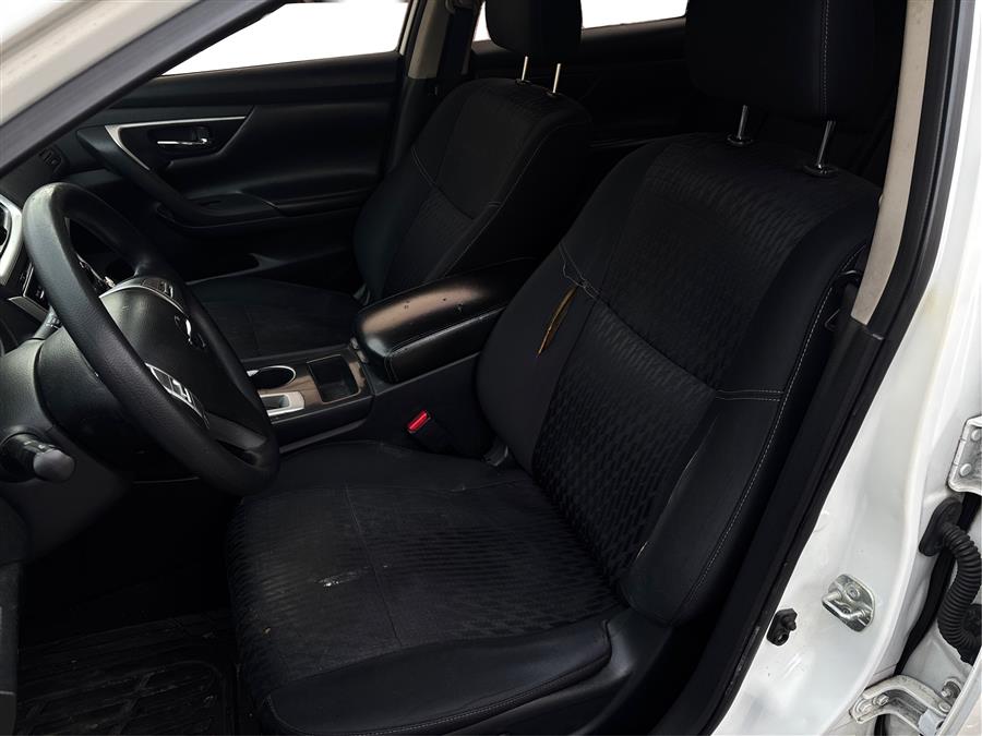 2017 Nissan Altima S - Photo 14