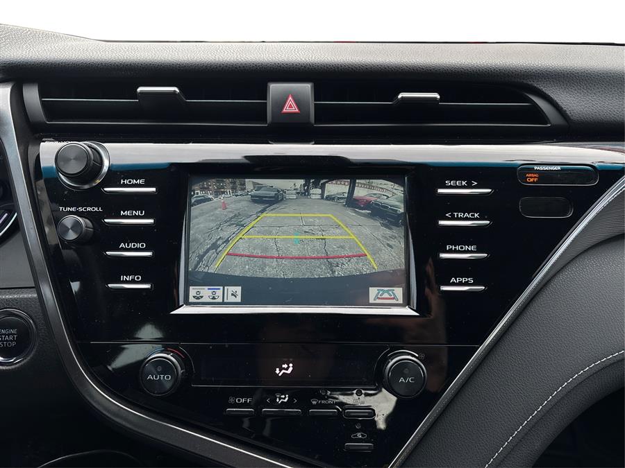 2018 Toyota Camry SE - Photo 20