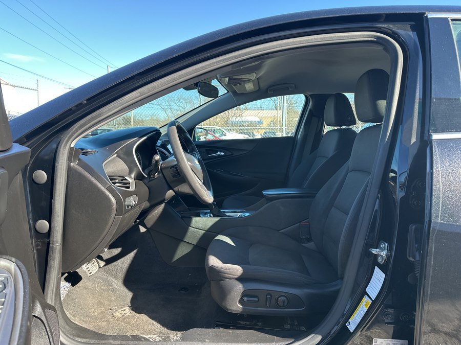2023 Chevrolet Malibu 1LT - Photo 10