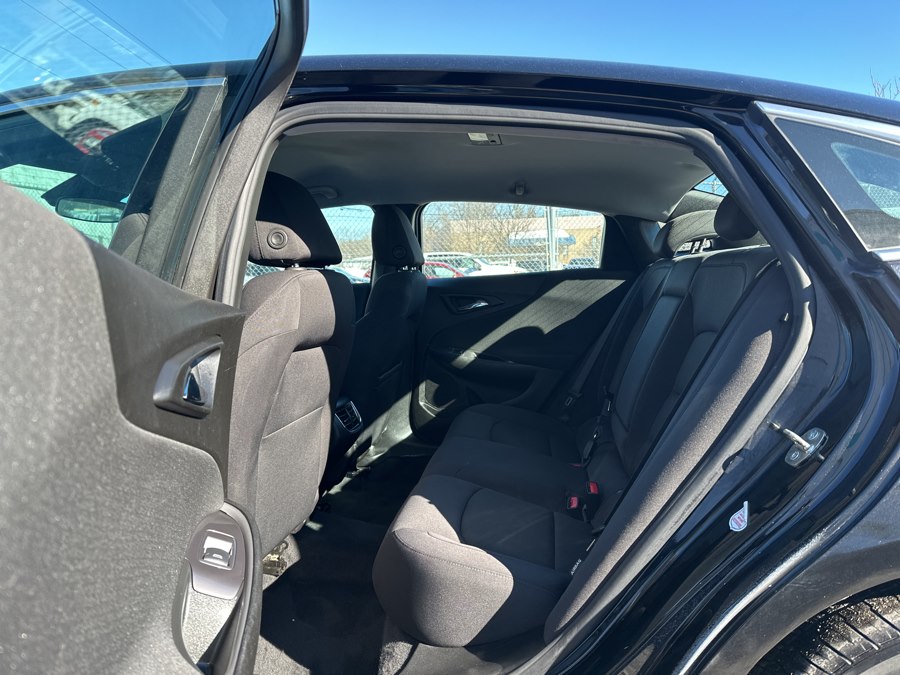 2023 Chevrolet Malibu 1LT - Photo 11