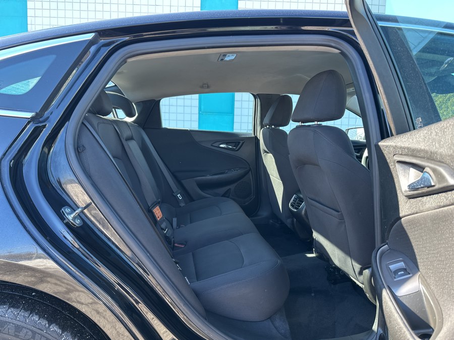 2023 Chevrolet Malibu 1LT - Photo 12