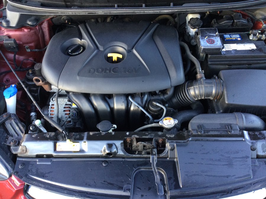 2013 Hyundai Elantra GLS - Photo 19