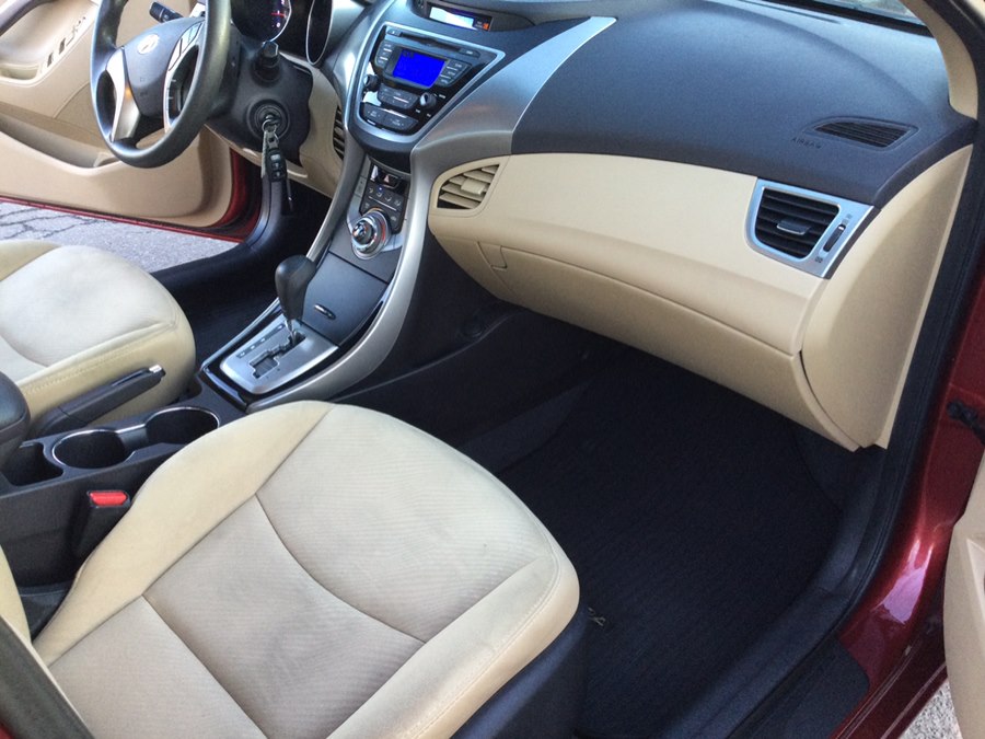 2013 Hyundai Elantra GLS - Photo 12