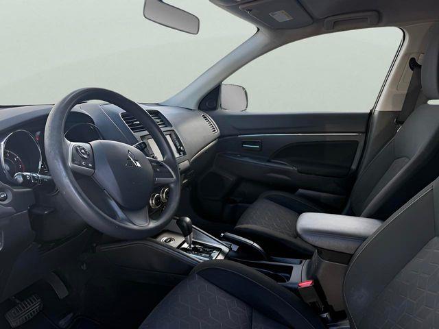 2020 Mitsubishi Outlander Sport ES - Photo 11