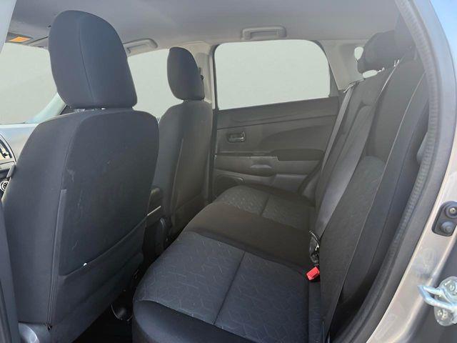2020 Mitsubishi Outlander Sport ES - Photo 15