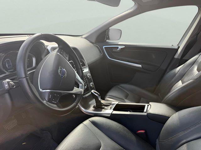 2016 Volvo XC60 T6 - Photo 13