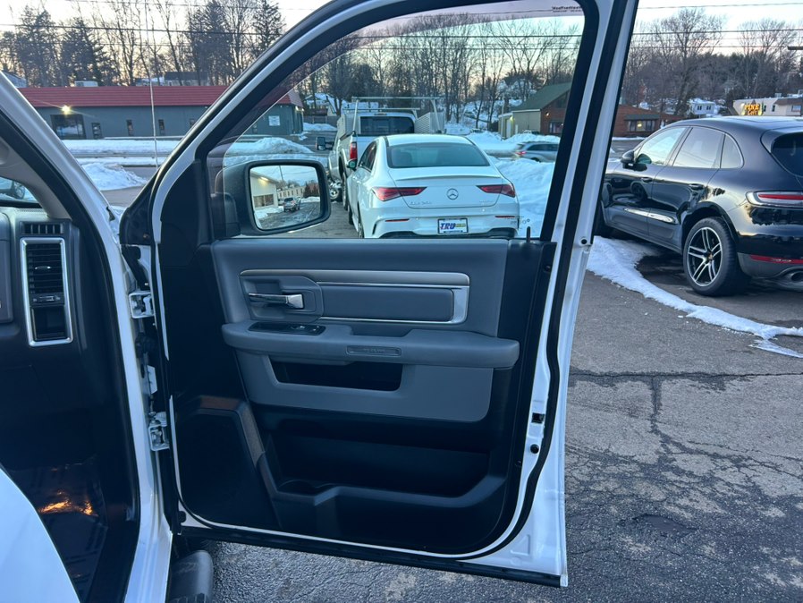 2017 RAM Ram 1500 Pickup Big Horn - Photo 17