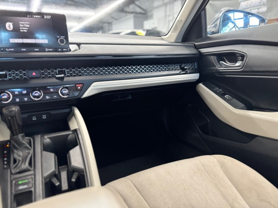 2023 Honda Accord EX - Photo 24