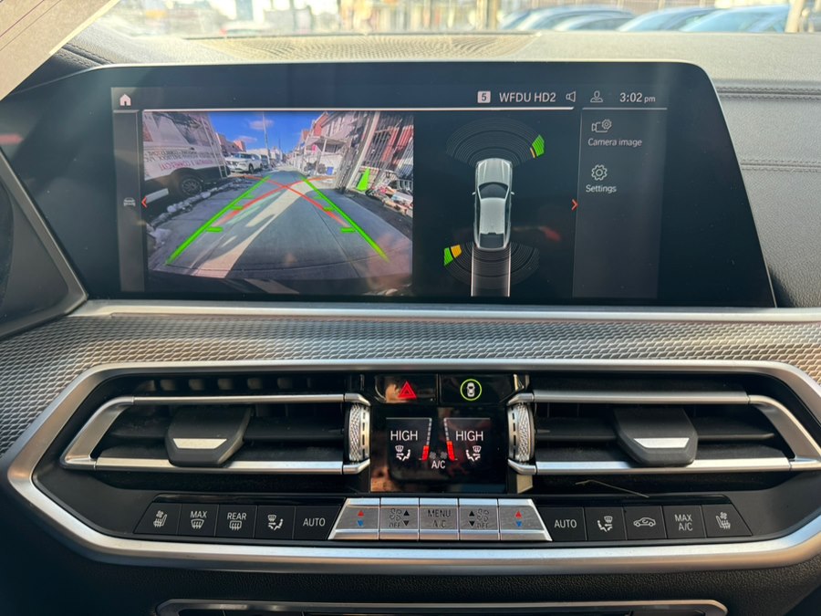 2021 BMW X6 M50i - Photo 25