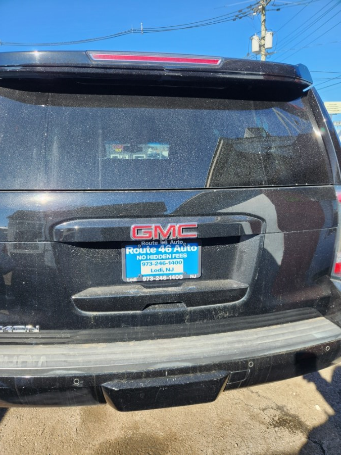 2017 GMC Yukon SLE - Photo 4