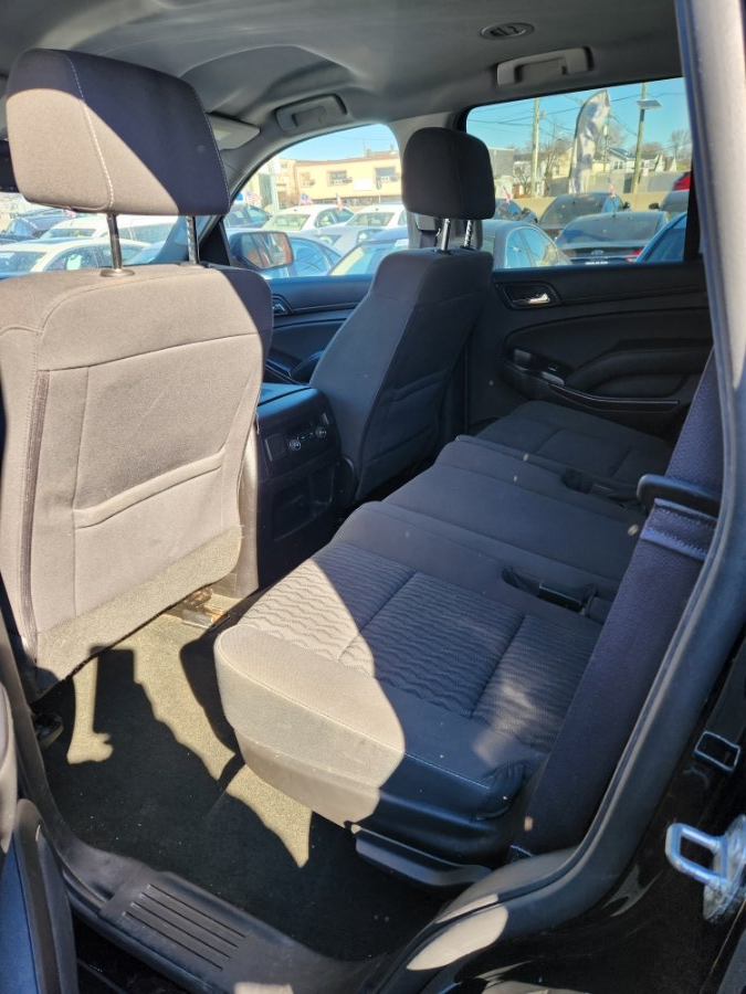 2017 GMC Yukon SLE - Photo 6