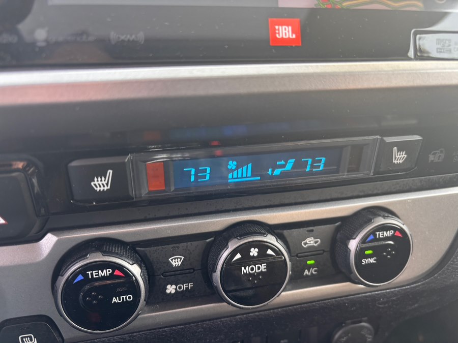 2017 Toyota Tacoma Limited - Photo 22