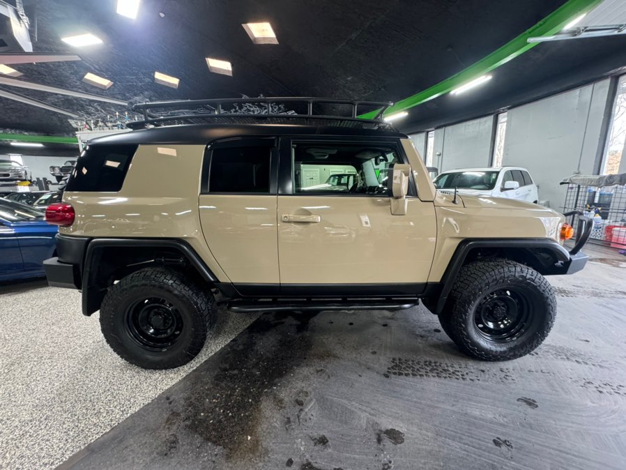 2014 Toyota FJ Cruiser 4x4 AT's photo