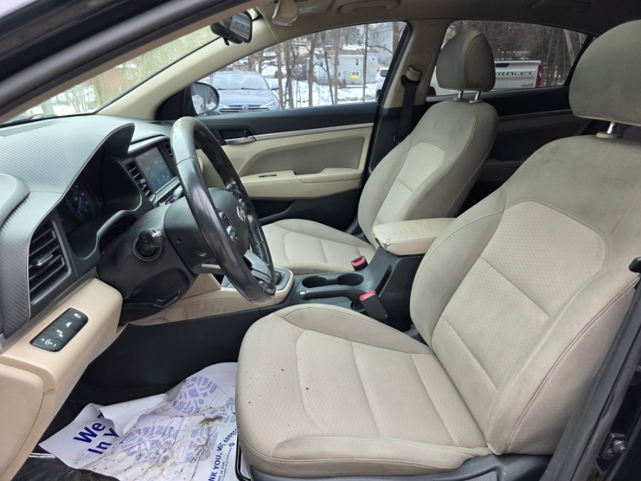 2020 Hyundai Elantra Value Edition - Photo 13