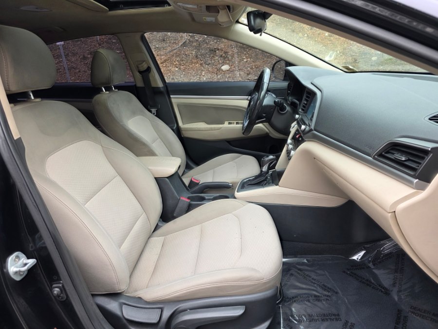 2020 Hyundai Elantra Value Edition - Photo 8