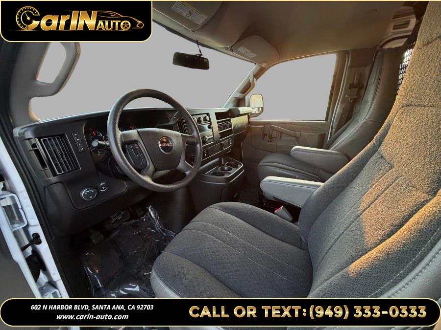 2024 GMC Savana Cargo Work Van - Photo 8