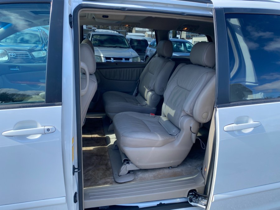 2007 Toyota Sienna XLE - Photo 9