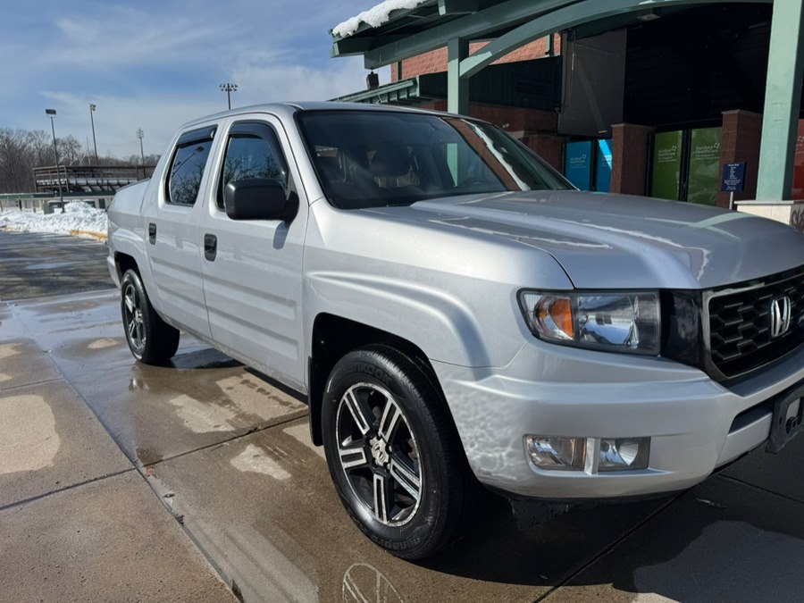 Alabaster Silver Metallic 2013 Honda Ridgeline Sport Pickup Truck Four-Wheel Drive Automatic