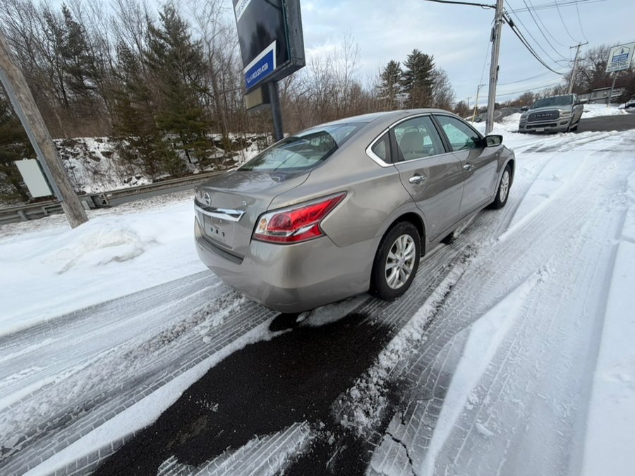2015 Nissan Altima S - Photo 3