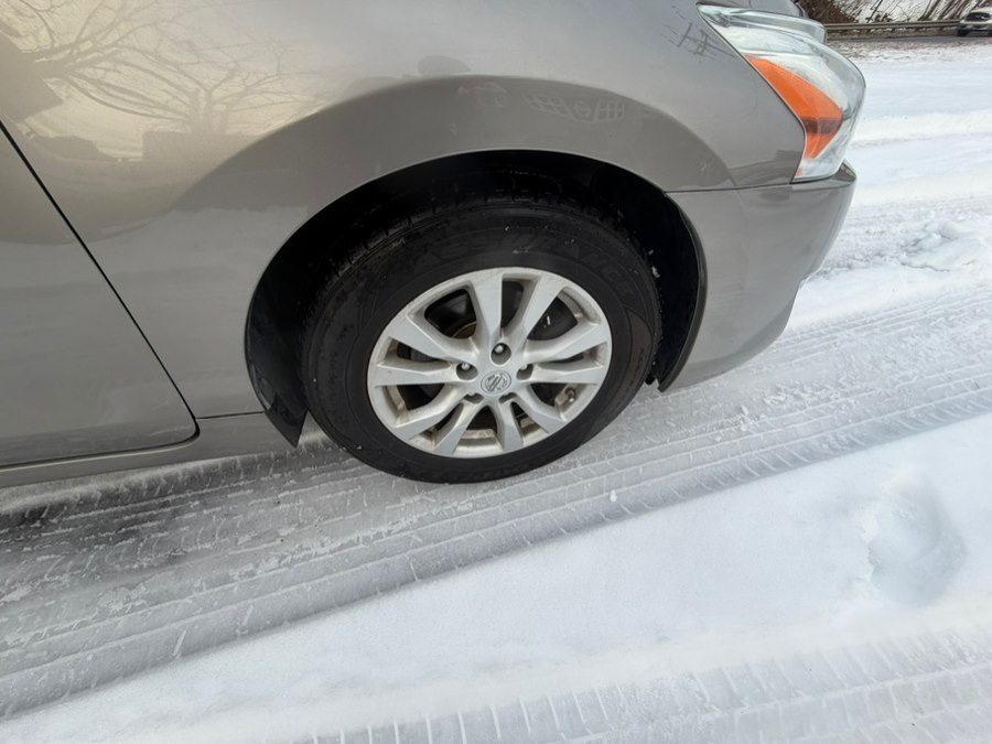 2015 Nissan Altima S - Photo 11