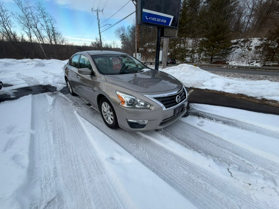 2015 Nissan Altima S - Photo 1