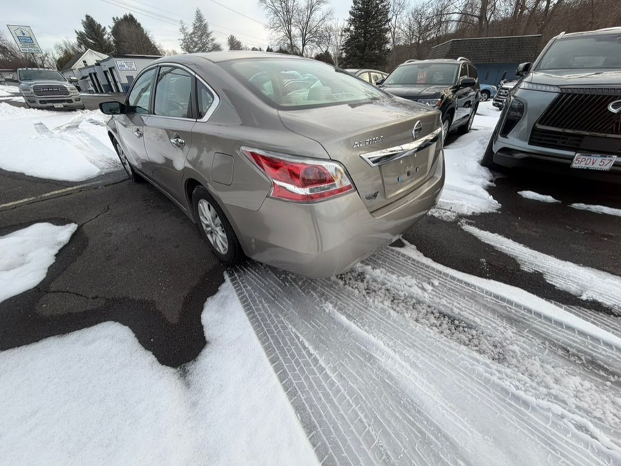 2015 Nissan Altima S - Photo 5