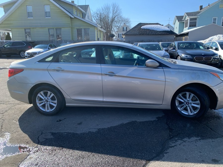 2011 Hyundai Sonata GLS - Photo 7