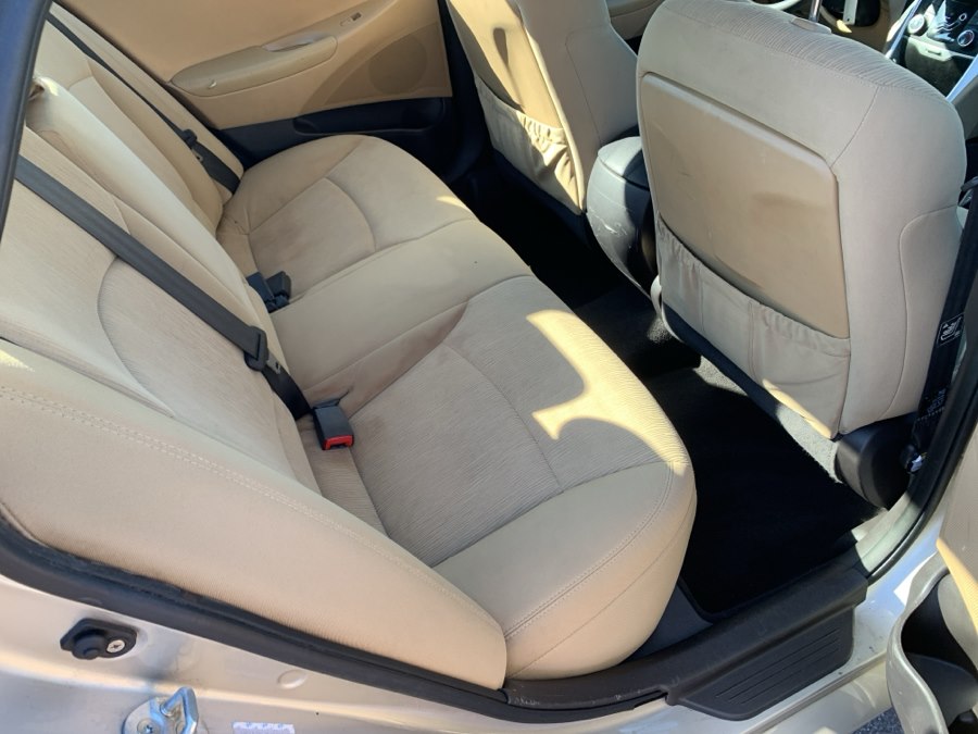2011 Hyundai Sonata GLS - Photo 12