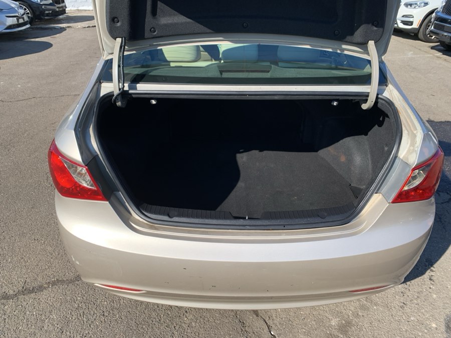 2011 Hyundai Sonata GLS - Photo 16