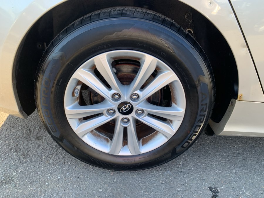 2011 Hyundai Sonata GLS - Photo 22
