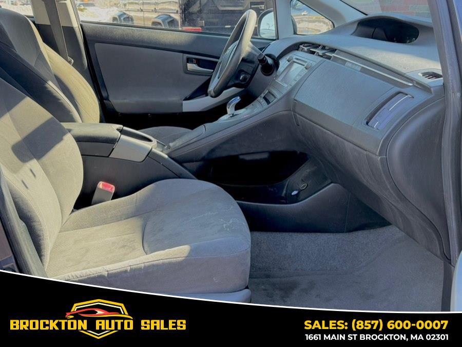 2012 Toyota Prius Three - Photo 11