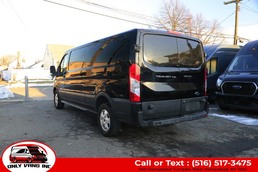 2017 Ford Transit Van Base - Photo 6