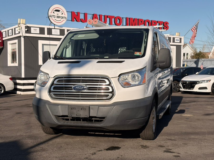 White 2018 Ford Transit Cargo 250 3dr SWB Low Roof Cargo Van with 60/40 Passenger Side Doors Van Rear-Wheel Drive Automatic