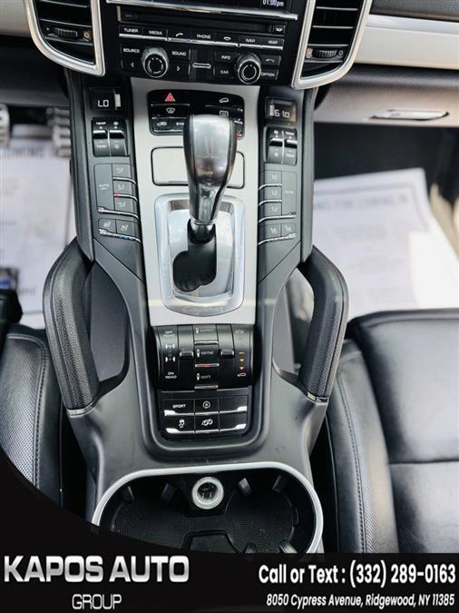 2014 Porsche Cayenne GTS - Photo 13