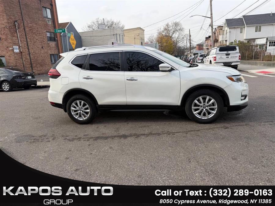 2019 Nissan Rogue SV - Photo 7