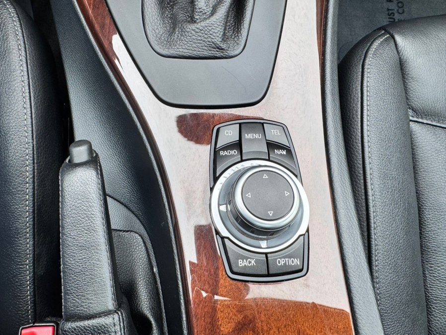 2011 BMW 3 Series 335i - Photo 17