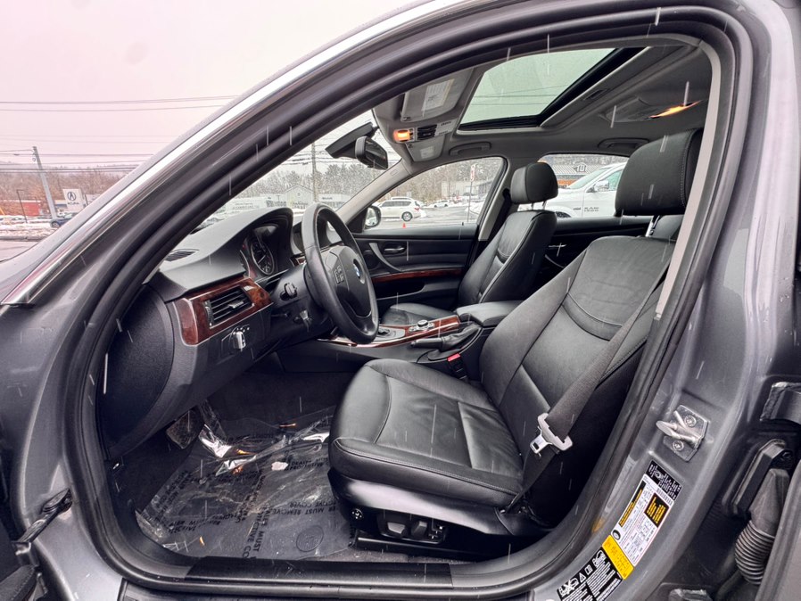 2011 BMW 3 Series 335i - Photo 10