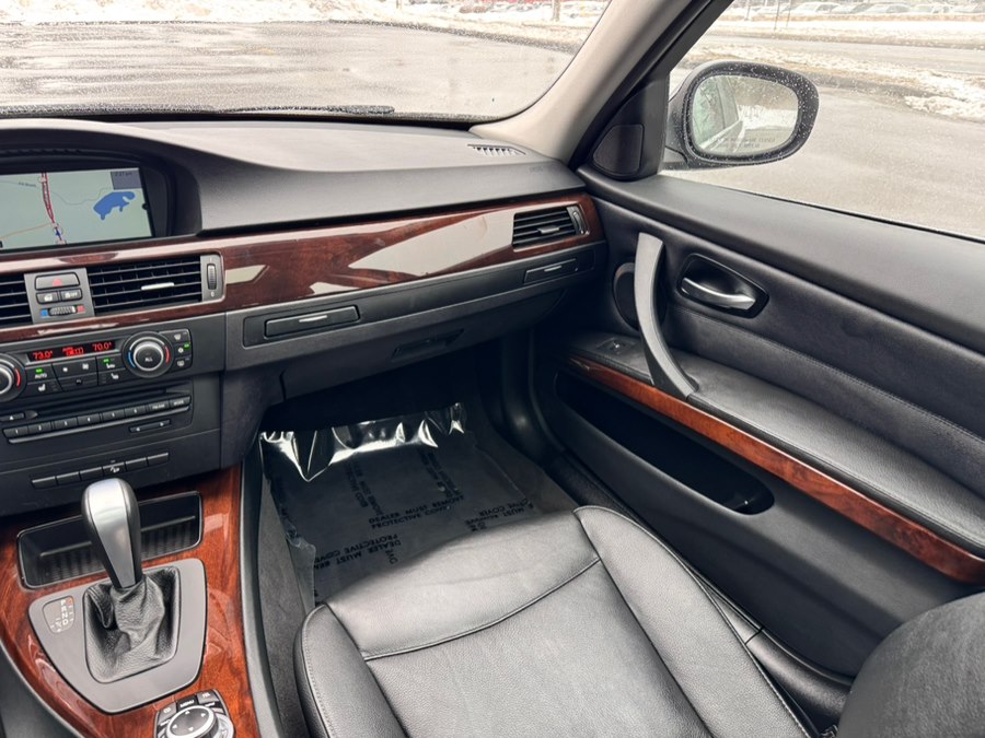 2011 BMW 3 Series 335i - Photo 9