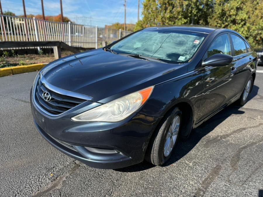 Used 2011 Hyundai Sonata in East Windsor, Connecticut | STS Automotive. East Windsor, Connecticut