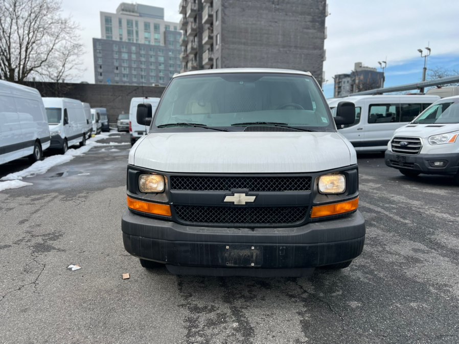 Summit White 2014 Chevrolet Express Cargo 2500 RWD Van Rear-Wheel Drive Automatic